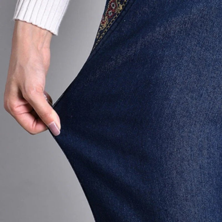 Luna™ | Elastic Waist Side Pocket Denim Jeans